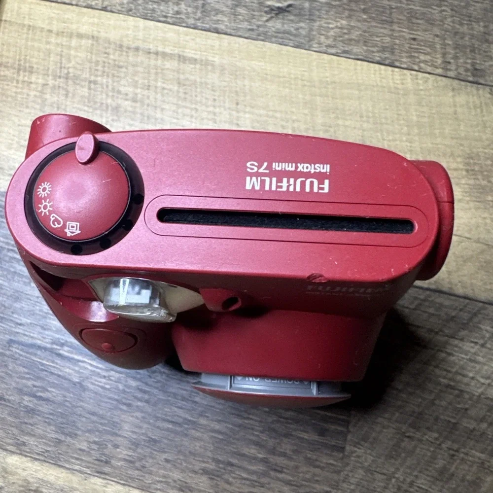 Fujifilm Instant Camera Instax Mini 7S Red Camera Not Tested
